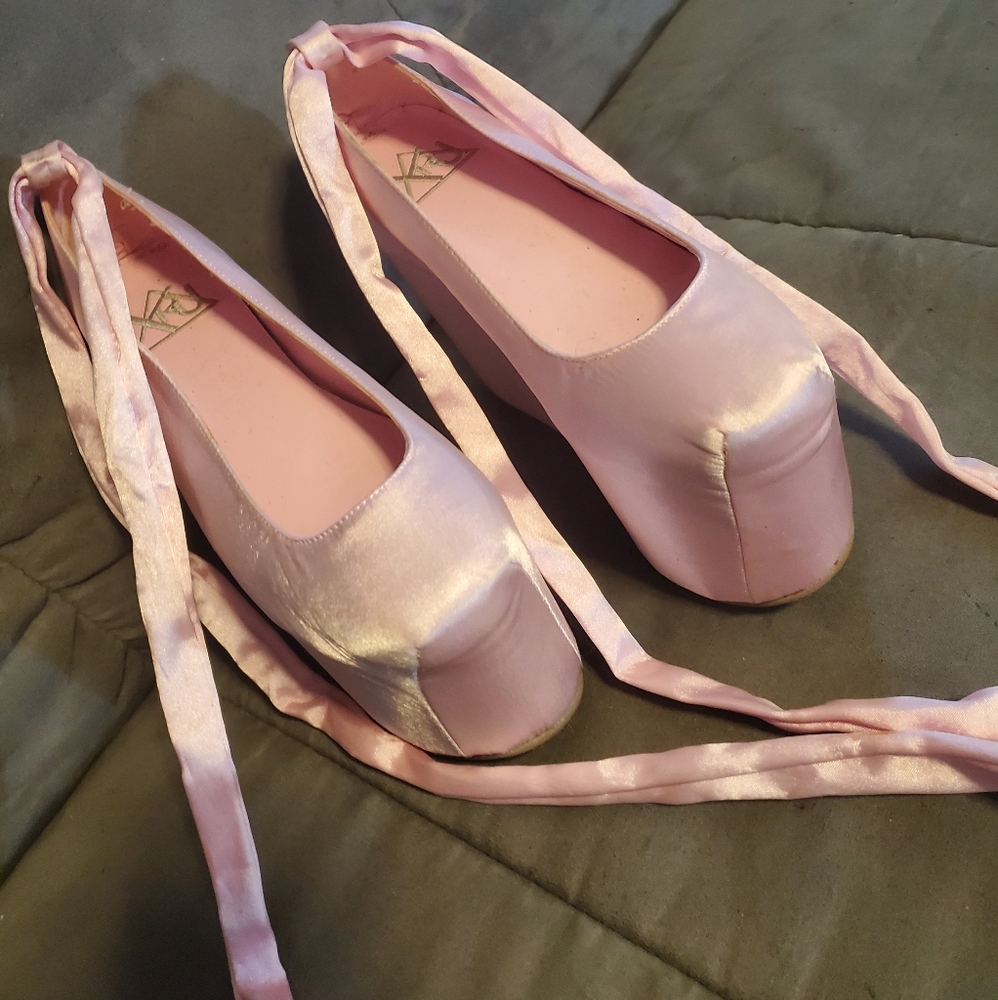 YRU Ballerina Shoes